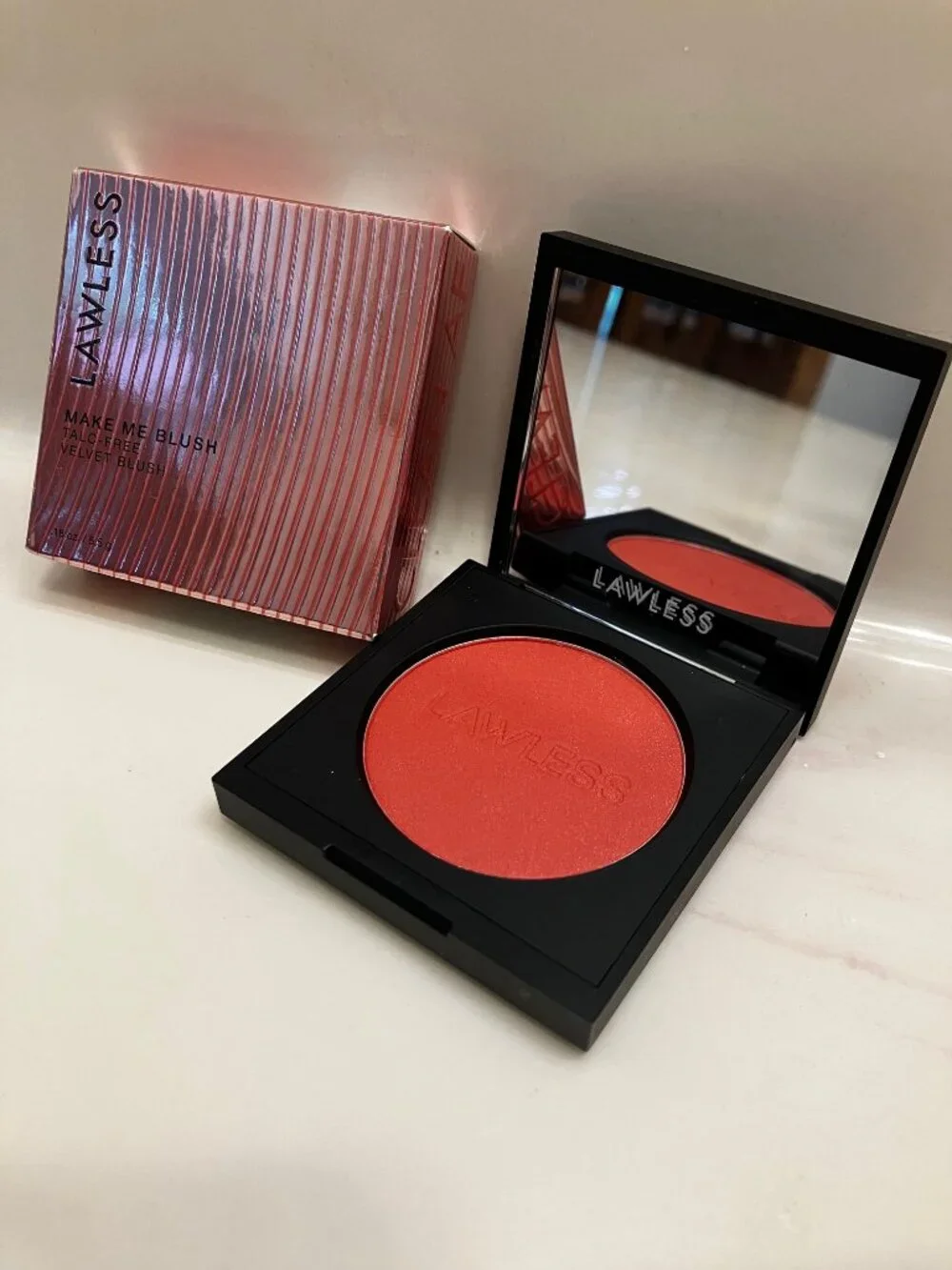 Lawless Make Me Blush Talc Free Velvet Blush (Phoenix)